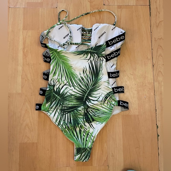 BEBE Palm Tree Cut Out One Piece Swimsuit Sz S Women White Green Reversible AC30 - Picture 2 of 3